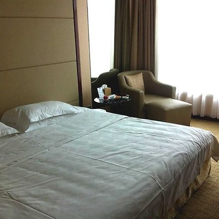 Qianjin Hotel - Changchun Zewnętrze zdjęcie
